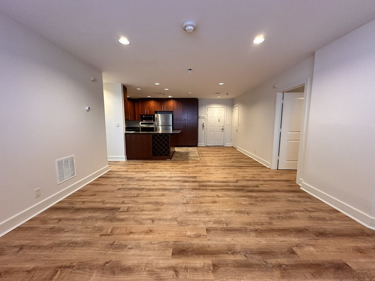 523 2nd Ave - Photo 3 of 12