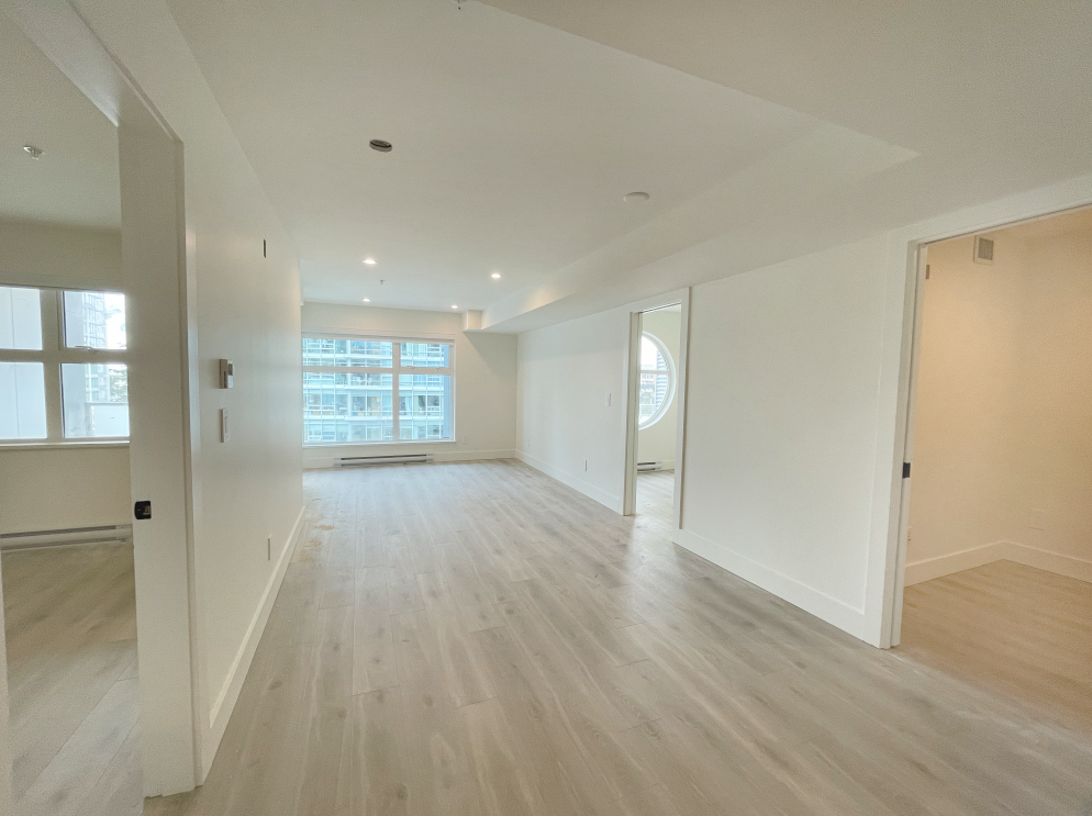 1456 Johnston Road #605 - Photo 3 of 11