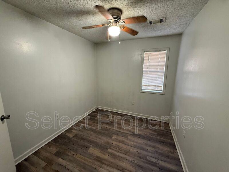 1618 W Matthews Ave #A - Photo 6 of 7