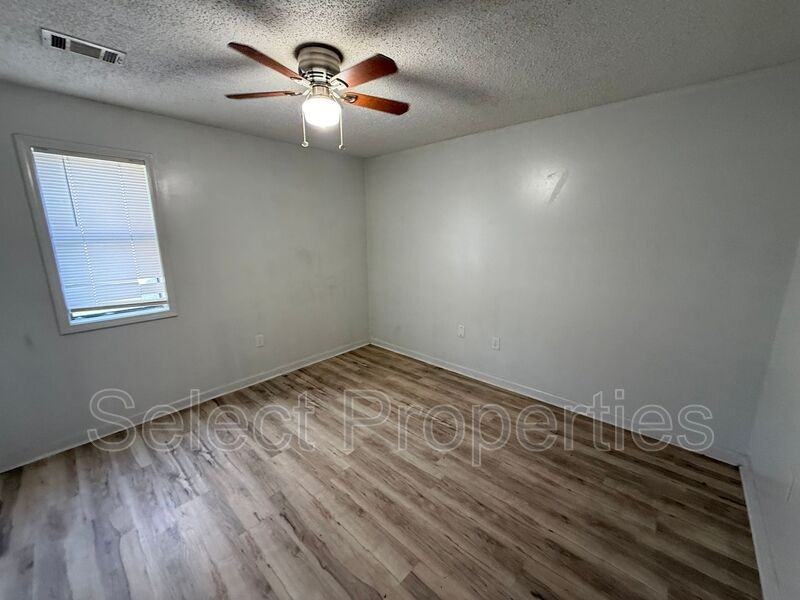 1618 W Matthews Ave #A - Photo 7 of 7