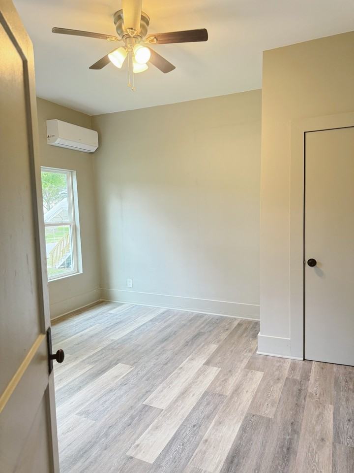 650 W Park Avenue - Photo 2 of 50
