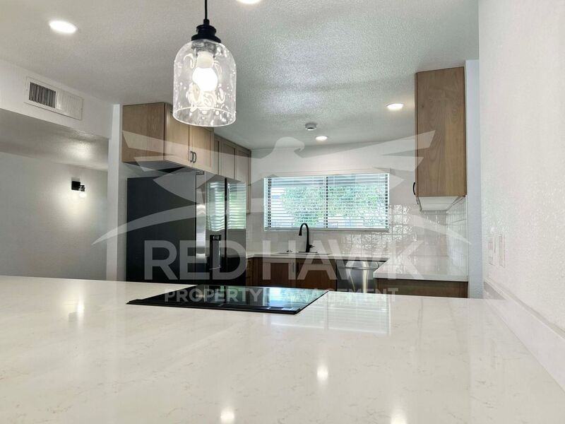 2466 E Huber St - Photo 7 of 28