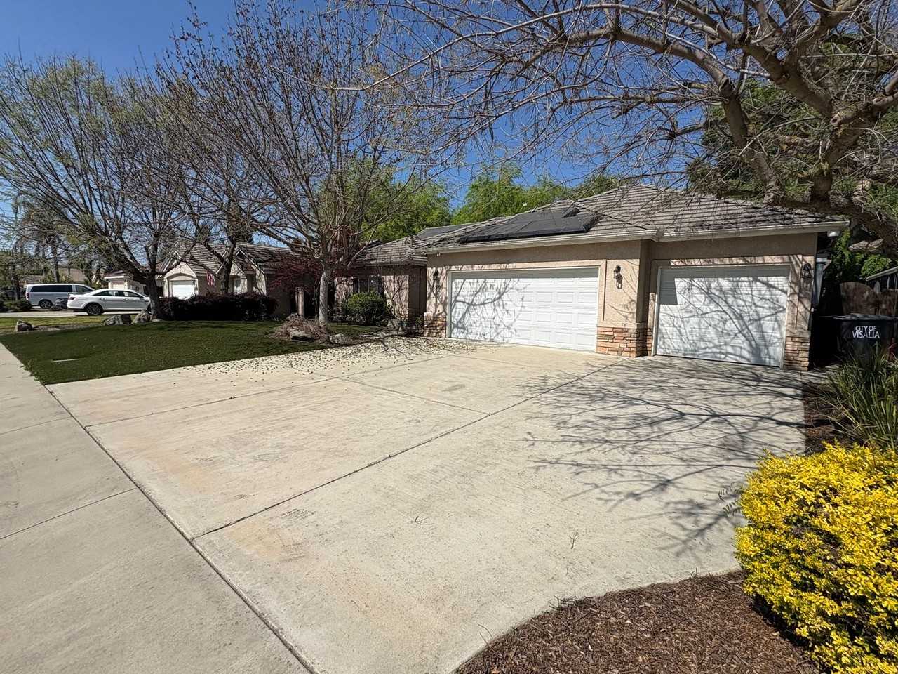 2650 W Oakridge Ave - Photo 3 of 39