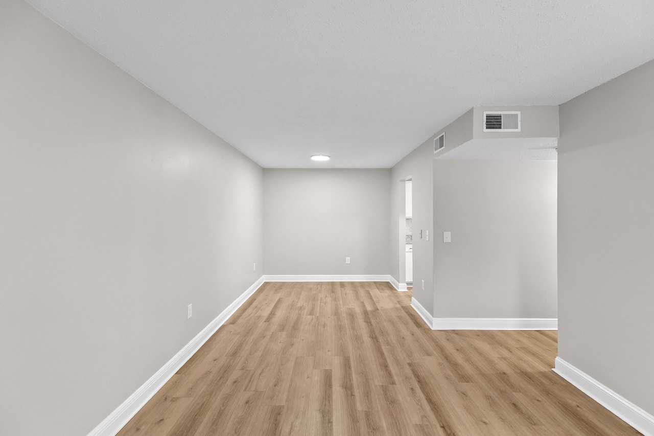 Pebble Creek Apartments - Photo 4 of 50