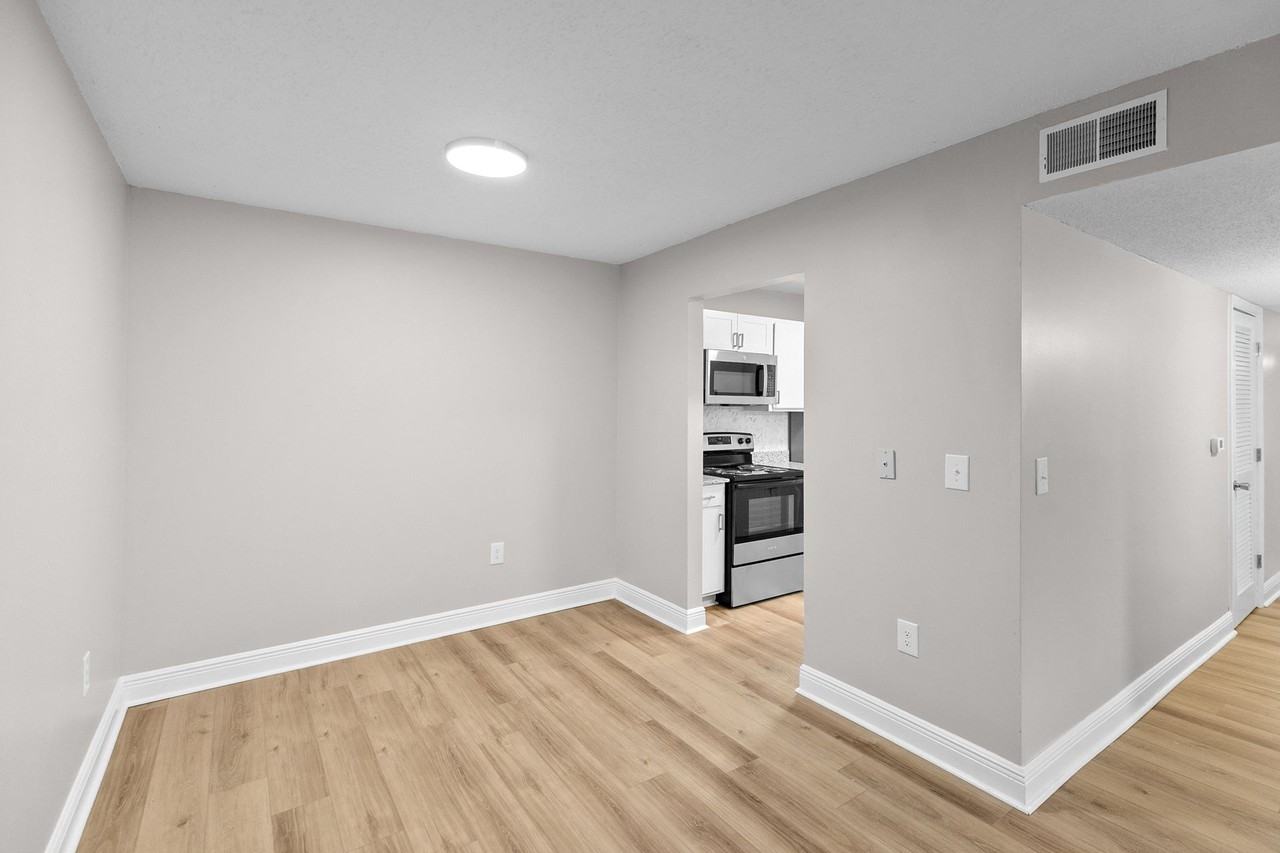 Pebble Creek Apartments - Photo 5 of 50
