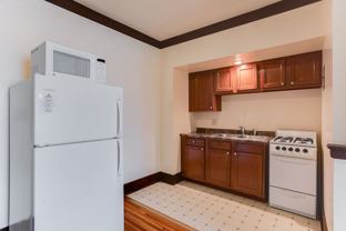 Lakesbury Apartments - Photo 1 of 1