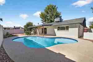 featured image of 1725 E La Jolla Dr