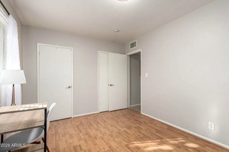 1412 W 7th Pl - Photo 7 of 26