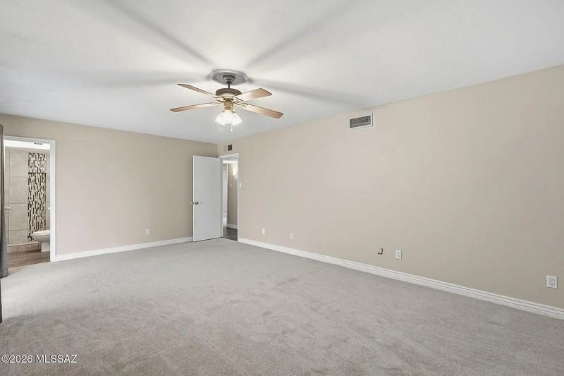 4526 S Terrace Rd - Photo 6 of 30