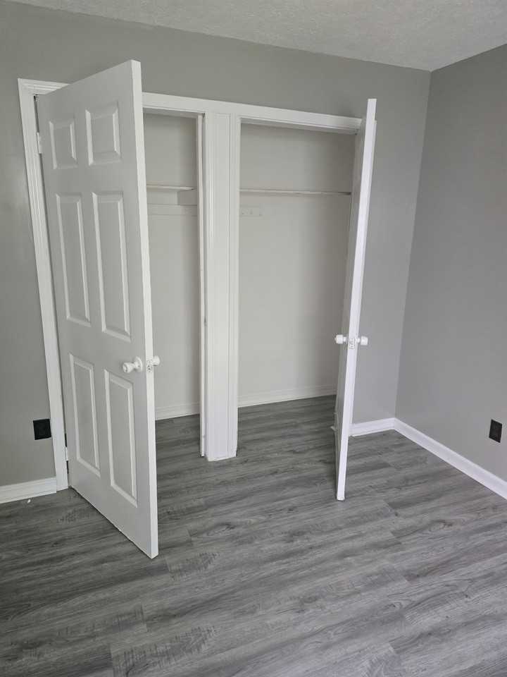 3421 Shanks Lane - Photo 3 of 26