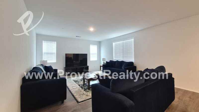 12542 Ilona St - Photo 4 of 29