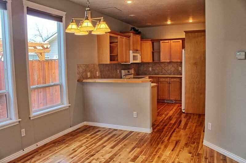 1601 S Euclid Ave - Photo 5 of 11