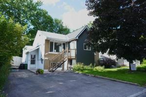 featured image of 387 Saint - Denis Street #2