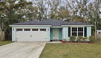 2562 Red Robin Dr W - Photo 1 of 1