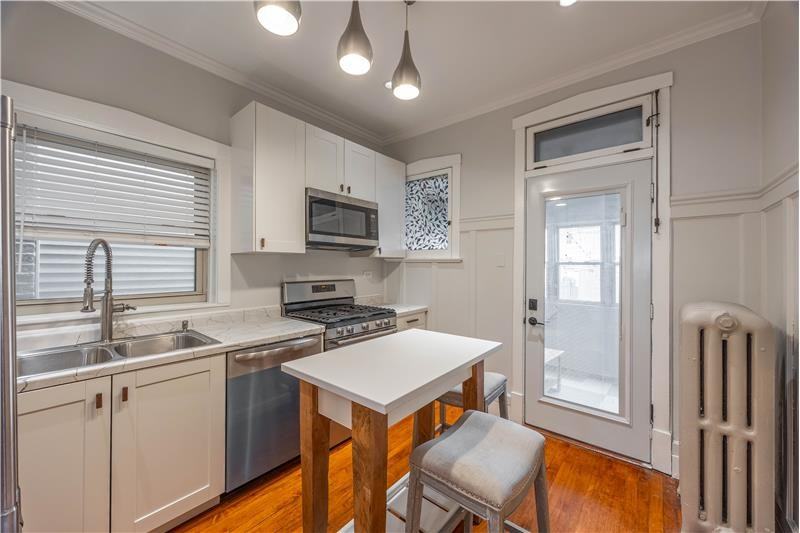 2732 N Monticello Ave #1R - Photo 2 of 21