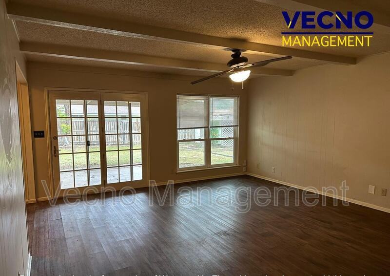 3643 Richwood Dr #1 - Photo 3 of 26