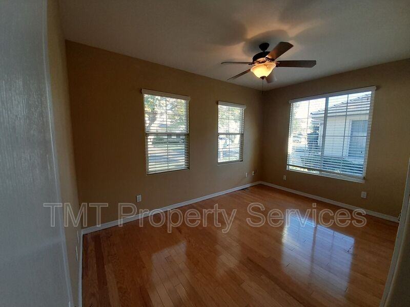 2329 Timsbury Way - Photo 5 of 22