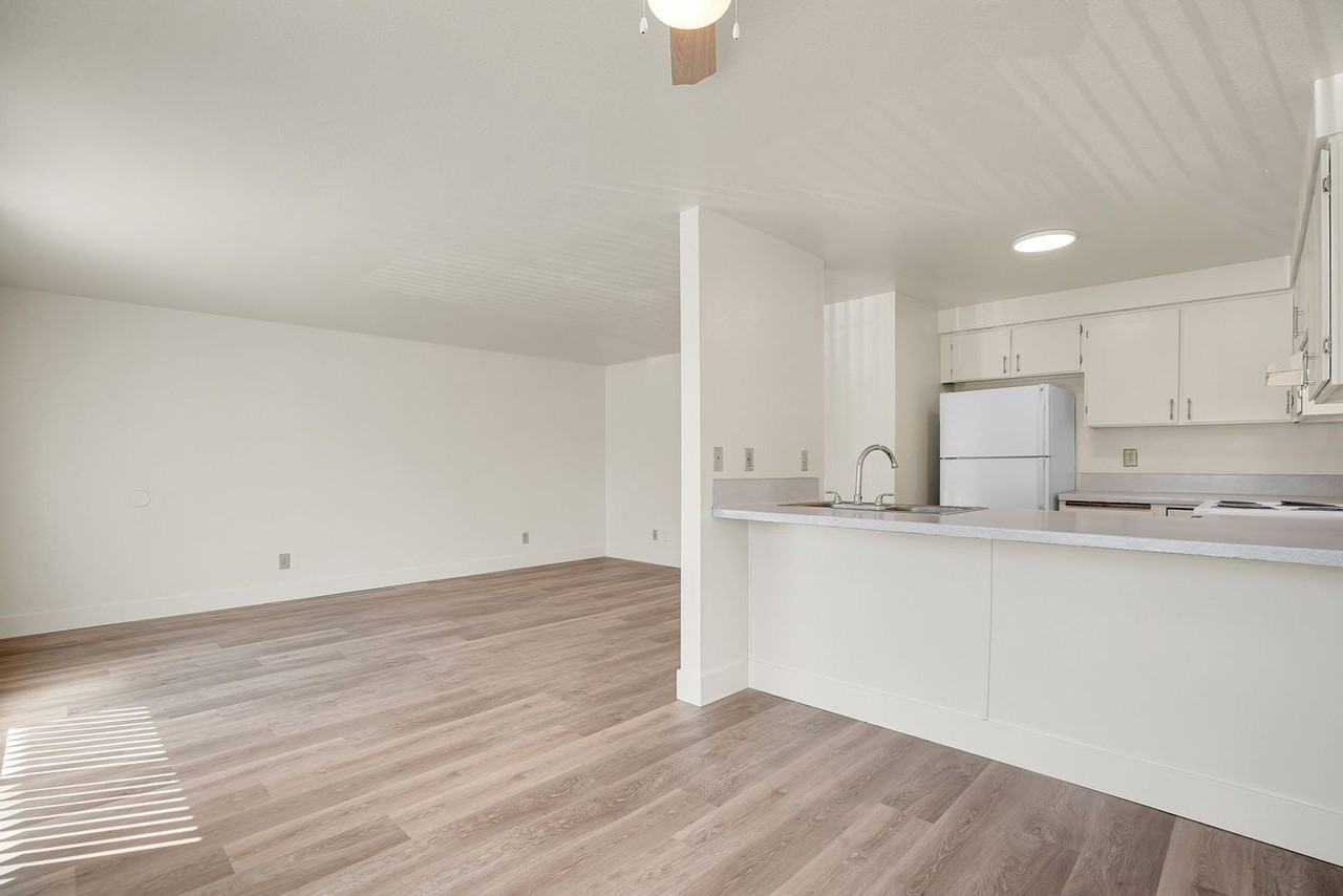 GARDEN COURT APTS. - Photo 7 of 14