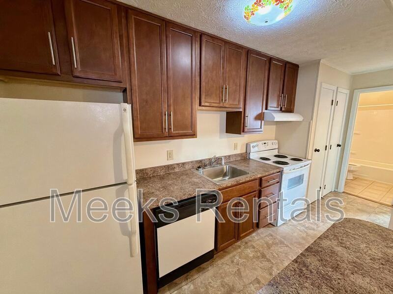 1663 6th Ave #1 - Photo 7 of 10