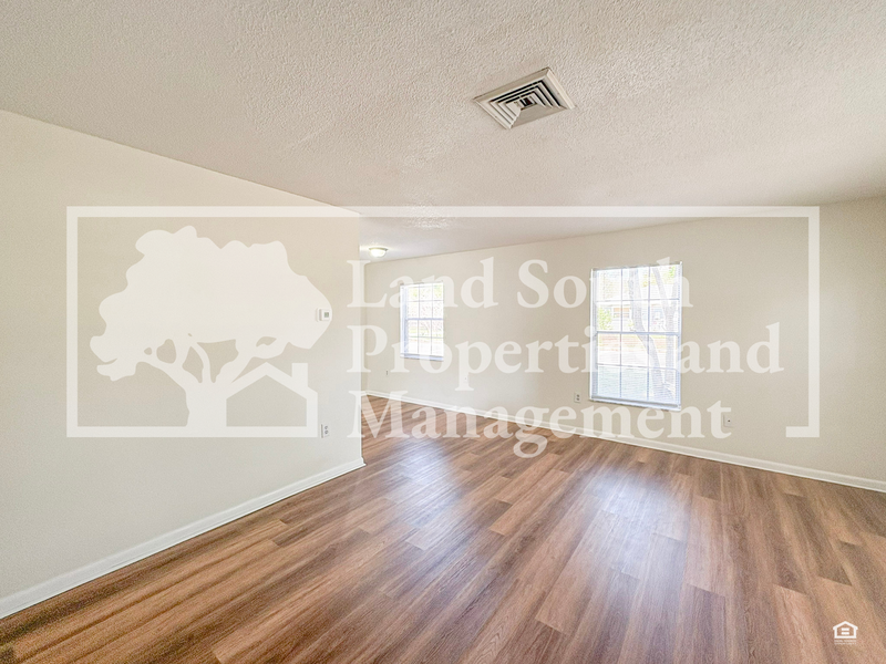 420 Allamanda Dr - Photo 3 of 16