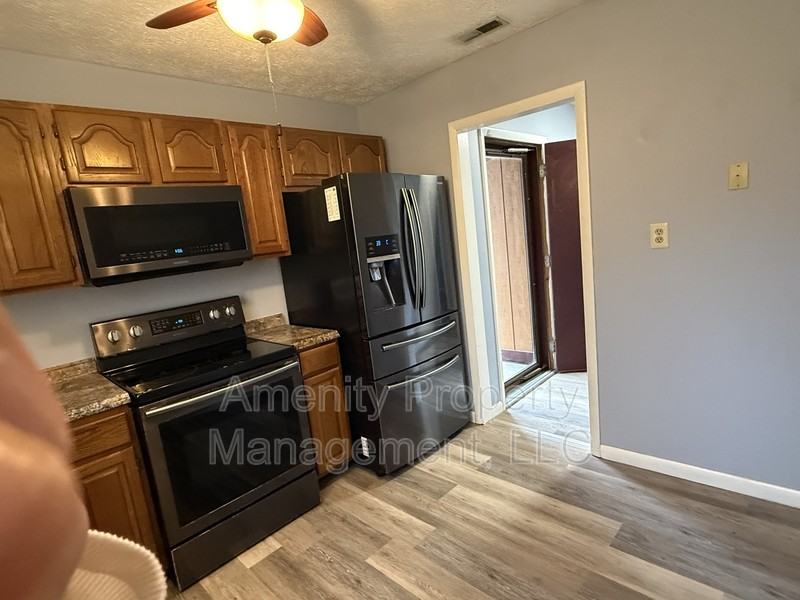 5974 Ladysmeade Ln - Photo 6 of 17