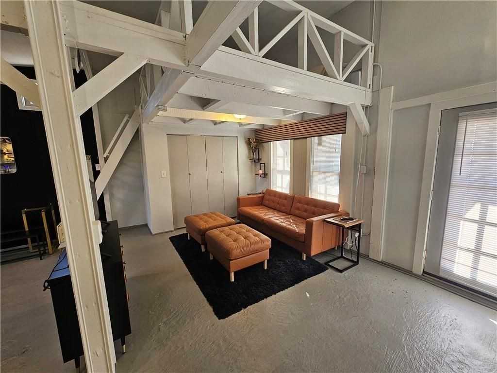 74 Boulevard Se ##B - Photo 2 of 18