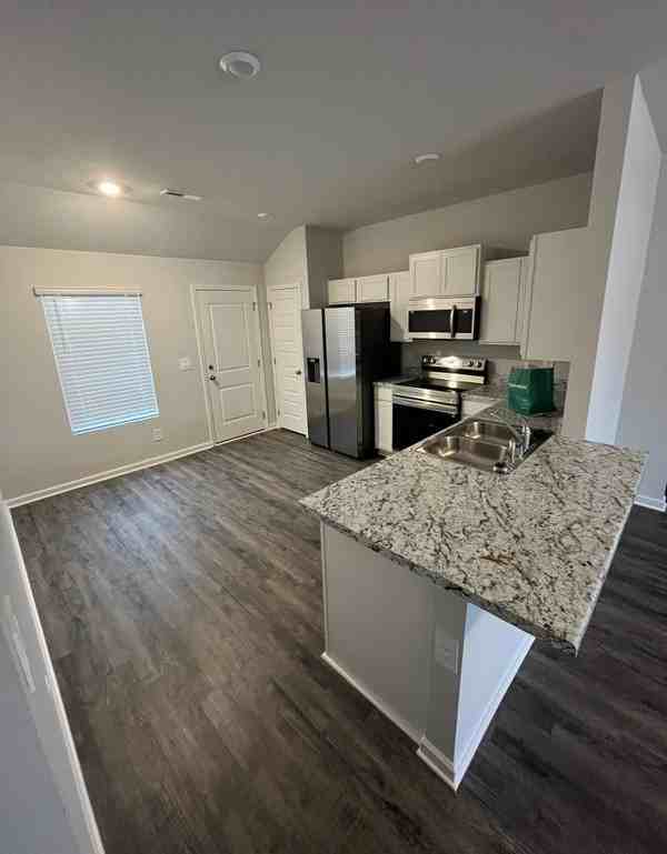 154 Olde Hearth Rd - Photo 5 of 13