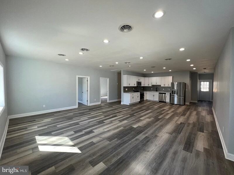 141 Bunche Blvd - Photo 3 of 19