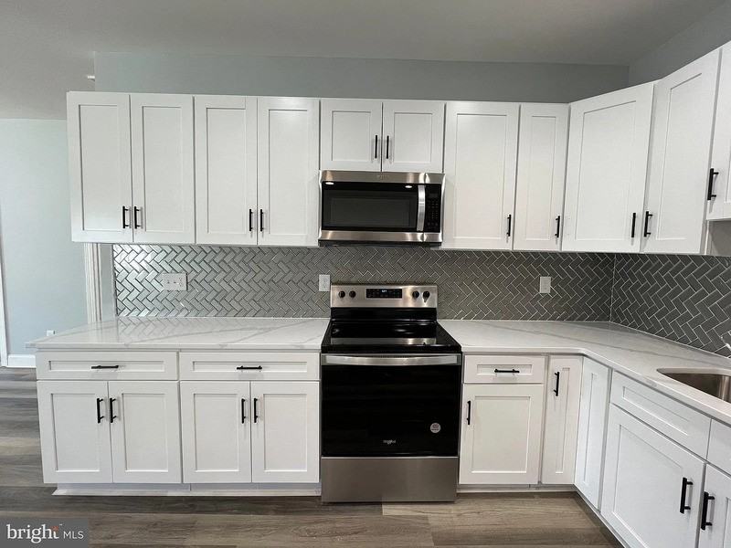 141 Bunche Blvd - Photo 7 of 19