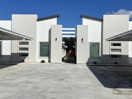 featured image of 705 Deanne Dr ##3