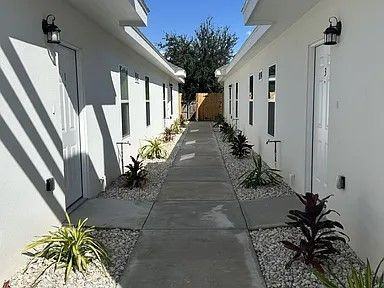 705 Deanne Dr ##3 - Photo 3 of 18