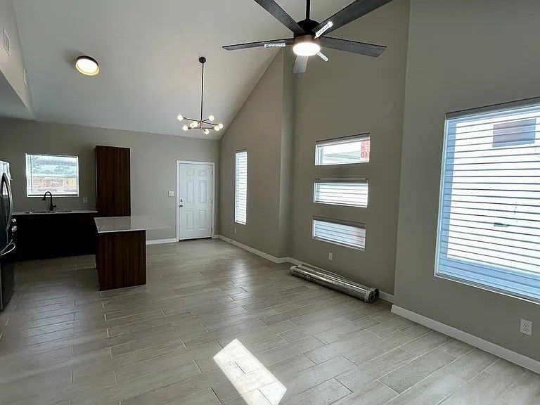 705 Deanne Dr ##3 - Photo 7 of 18