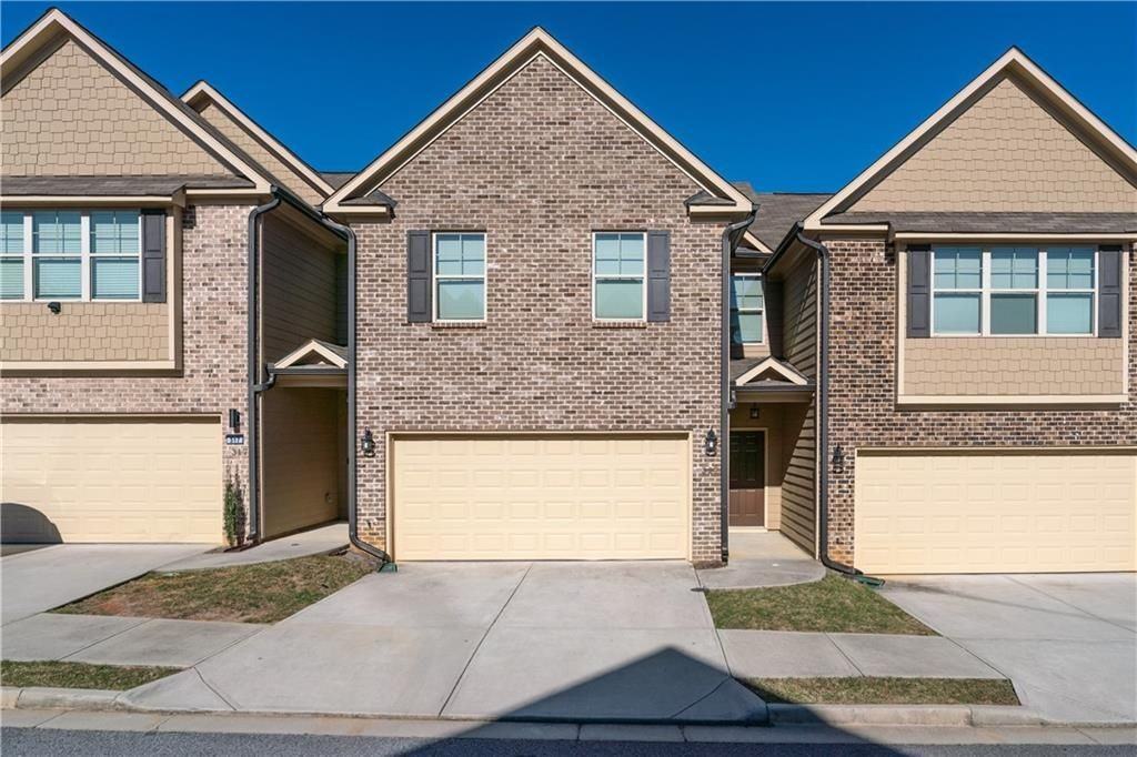 327 Cashes Ct - Photo 2 of 32