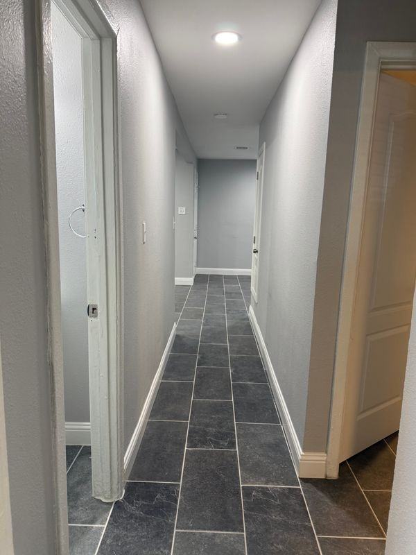 4040 Neches St - Photo 5 of 9