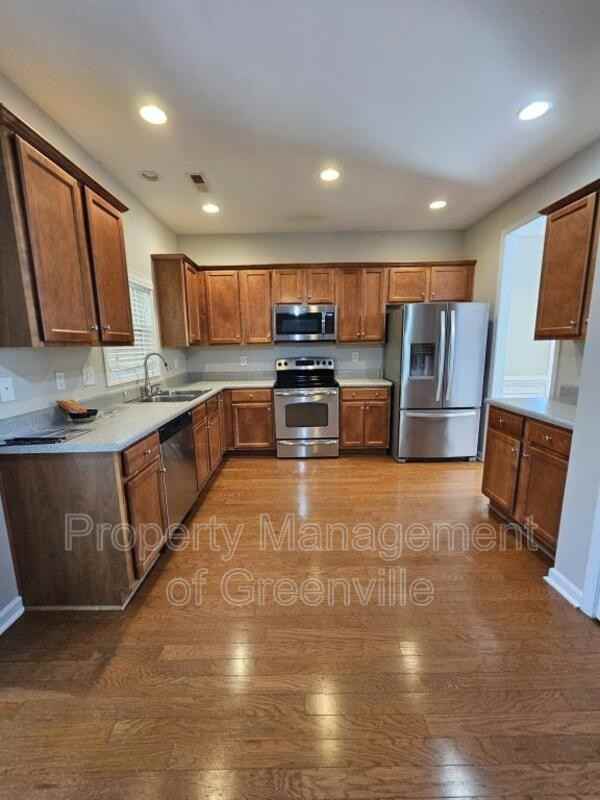 695 Flintrock Dr - Photo 6 of 25