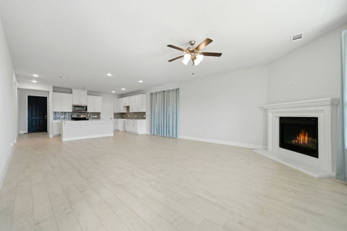 500 Portina Dr - Photo 4 of 12