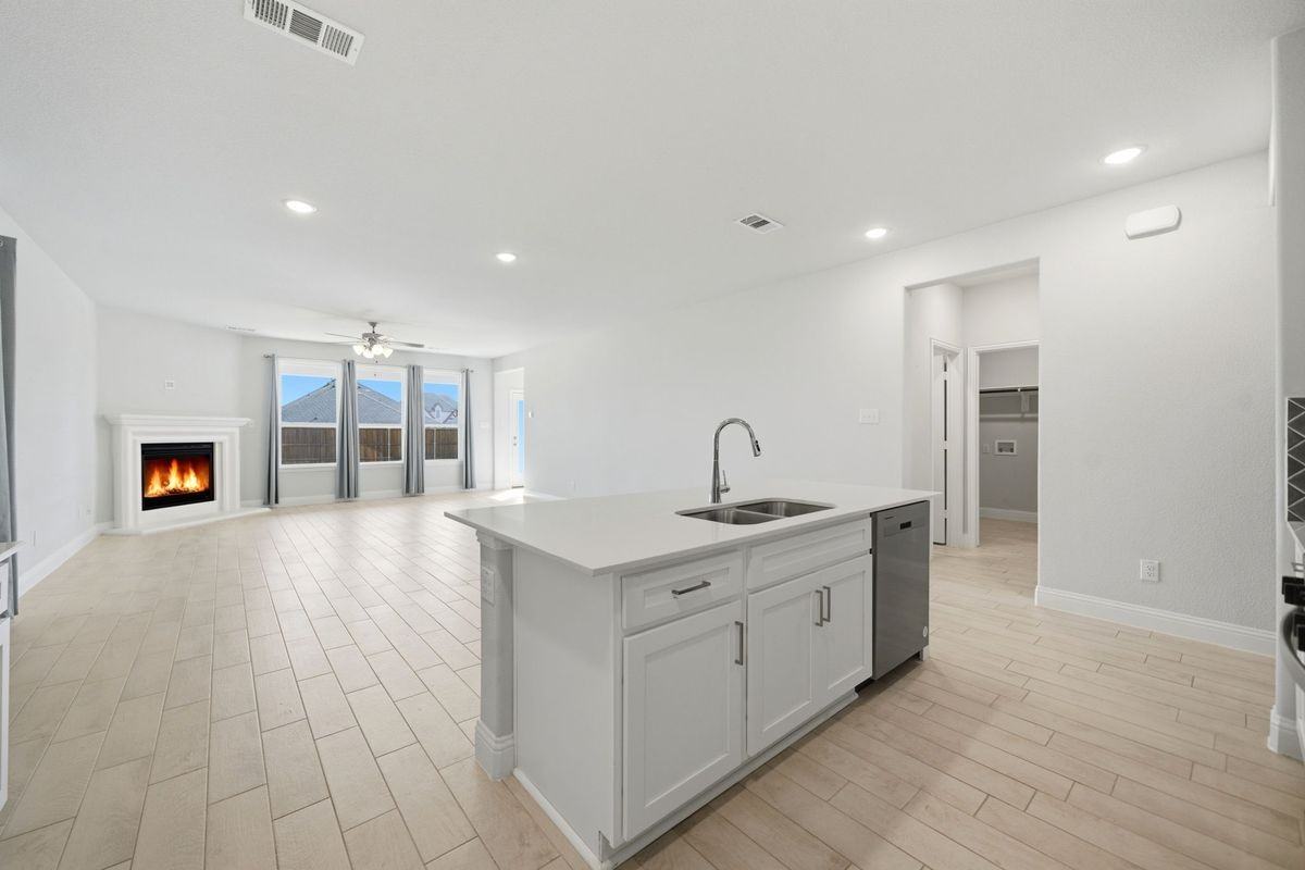 500 Portina Dr - Photo 7 of 12