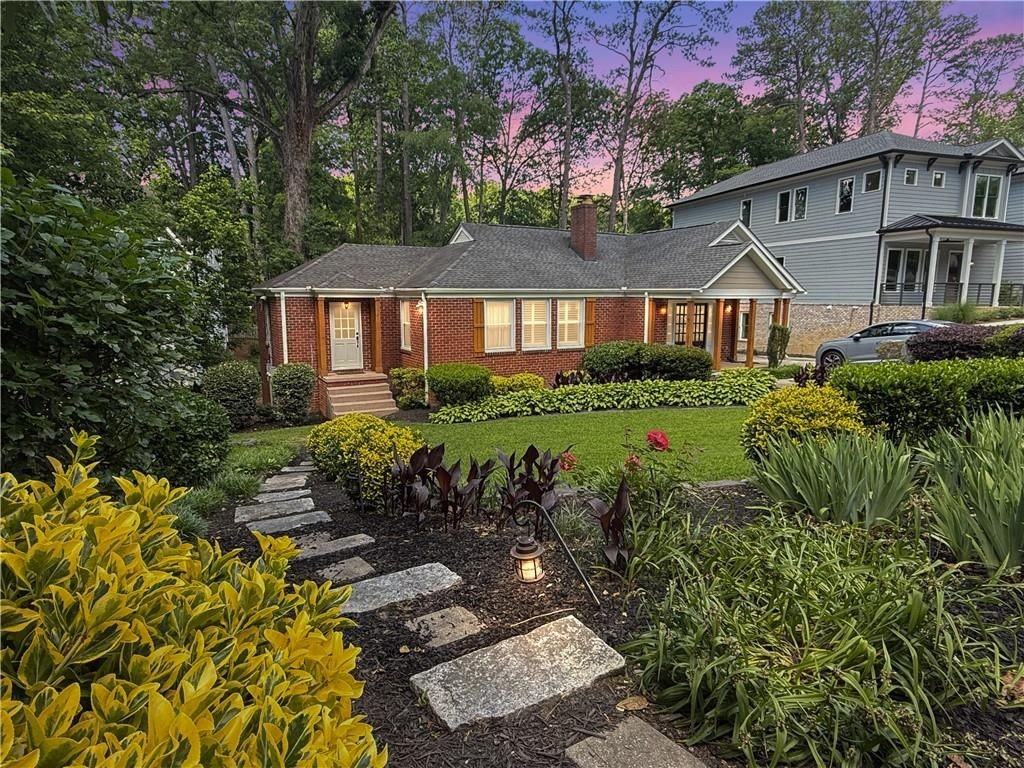656 Timm Valley Rd Ne - Photo 2 of 19