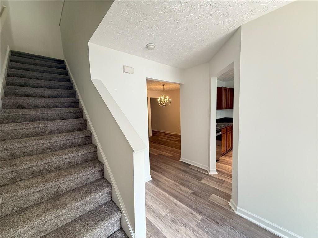3516 Waldrop Trl - Photo 2 of 18