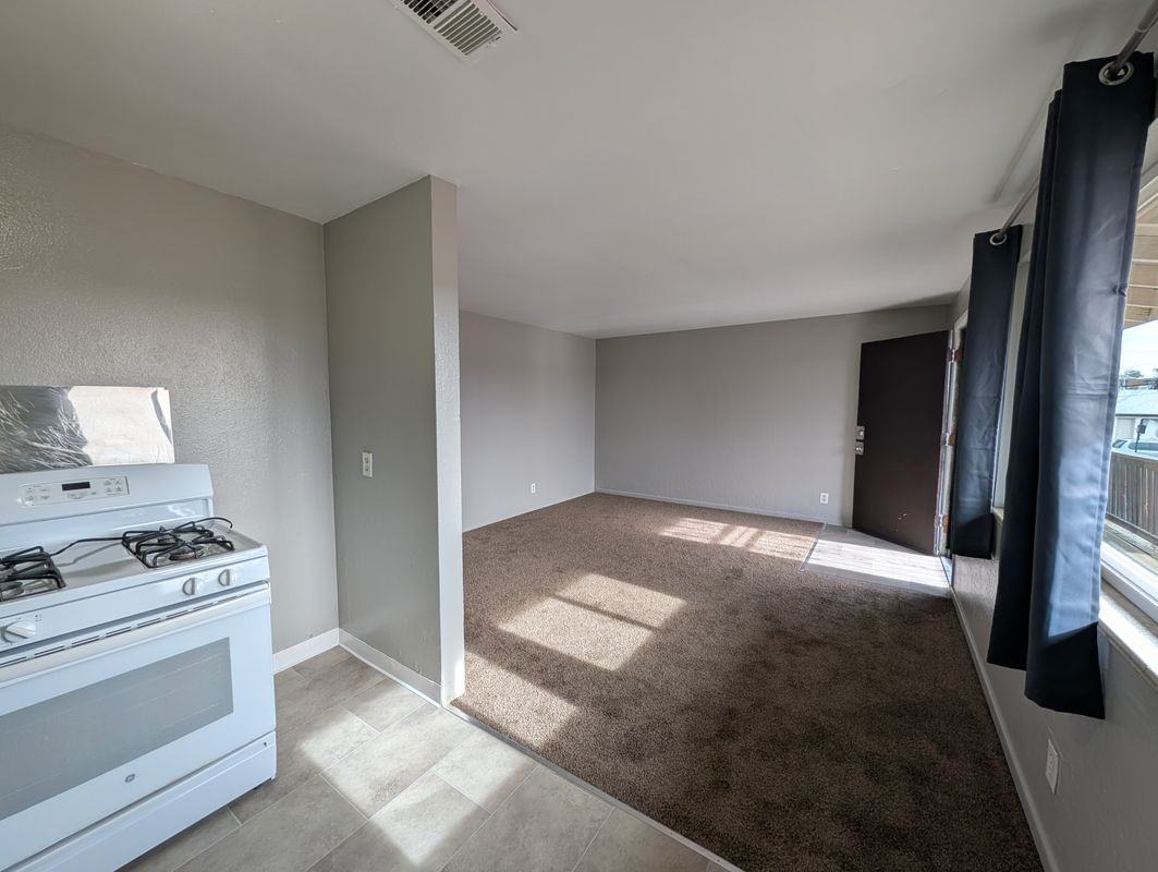 1588 Lansing St - Photo 3 of 9