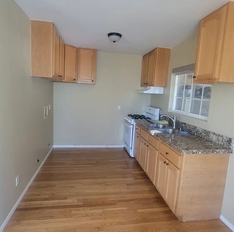 8059 Van Noord Ave - Photo 2 of 4