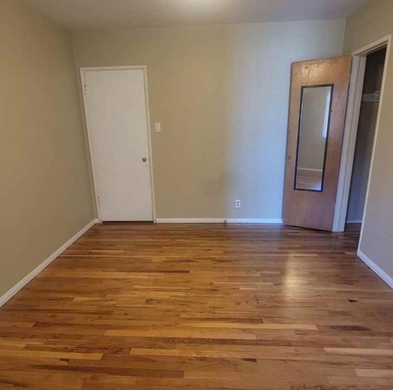 8059 Van Noord Ave - Photo 3 of 4