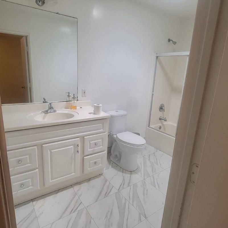 8059 Van Noord Ave - Photo 4 of 4