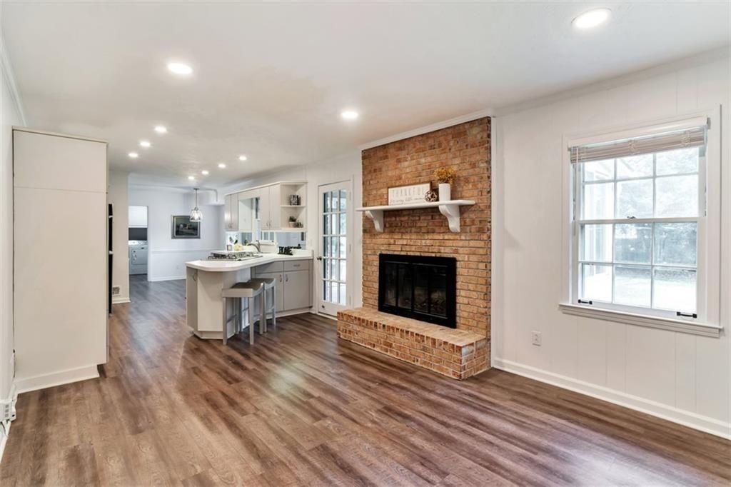 759 Glen Cir - Photo 7 of 29