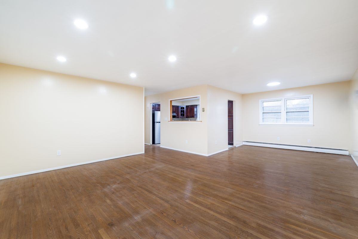 220 Benson Ave ##2 - Photo 2 of 12