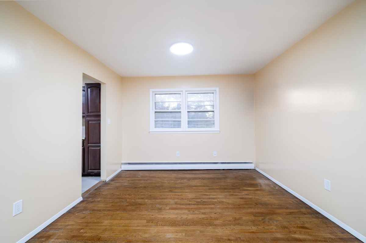 220 Benson Ave ##2 - Photo 3 of 12