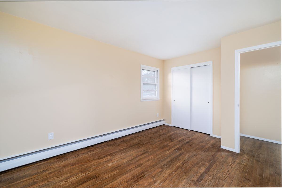 220 Benson Ave ##2 - Photo 4 of 12