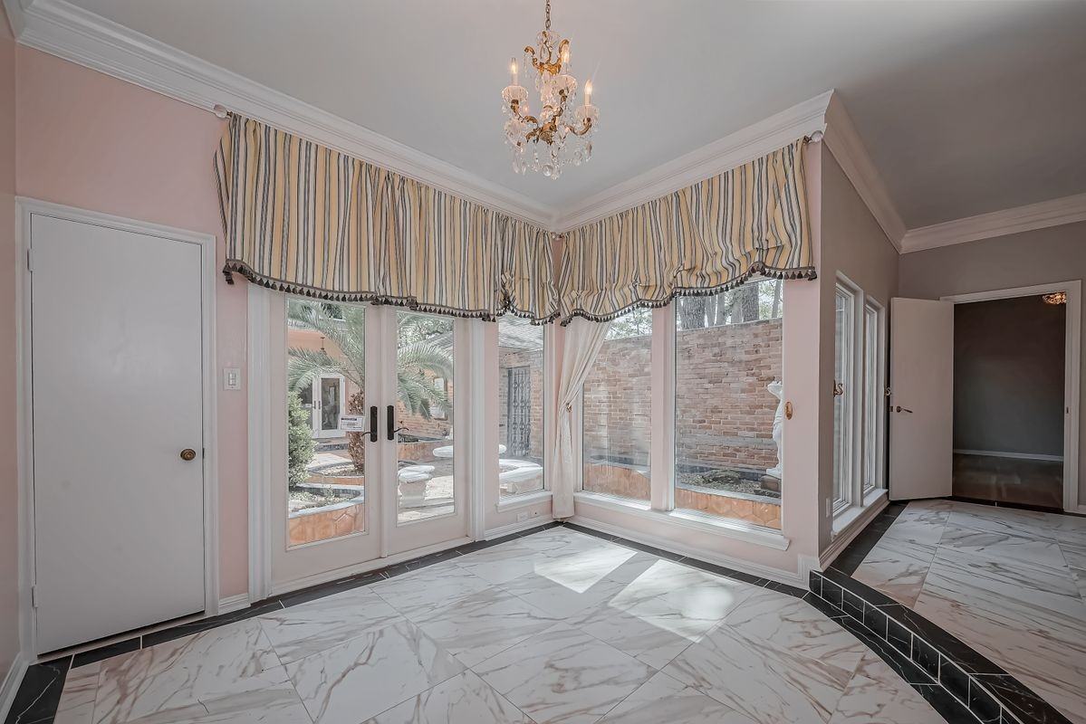 5415 Olympia Fields Ln - Photo 4 of 11