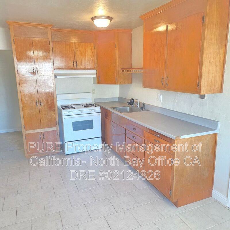 1520 Joan Dr - Photo 3 of 16