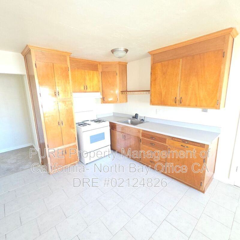 1520 Joan Dr - Photo 4 of 16